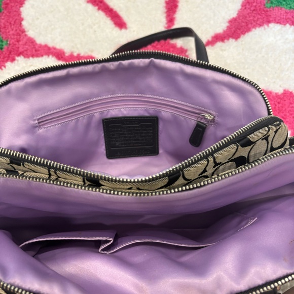 Coach Large Black and Gray Shoulder Bag with Signature Pattern and purple lining - Picture 4 of 14